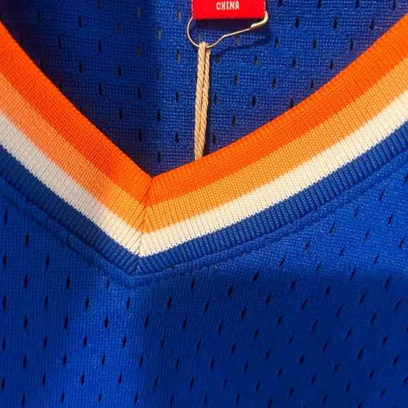 NWT Men's FC Cincinnati Mitchell & Ness Blue Special Script Mesh V-neck jersey L - Picture 9 of 12